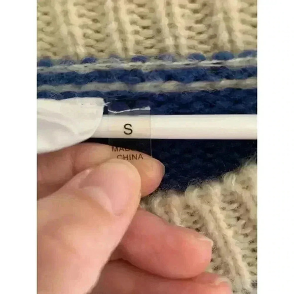 L.I.A Woman's Multicolor Crochet Crew Neck Long Sleeve Acrylic Sweater Size Sm - Picture 4 of 7